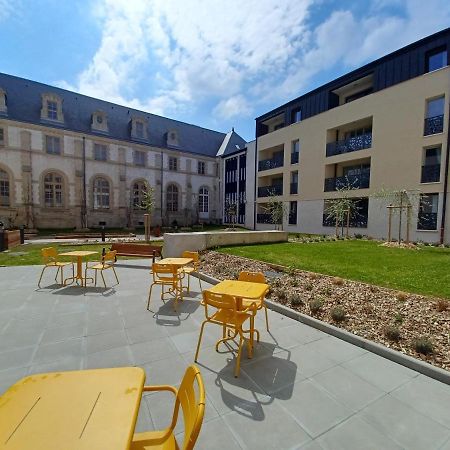 Aparthotel Domitys La Clef Des Arts à Châlons-en-Champagne Extérieur photo